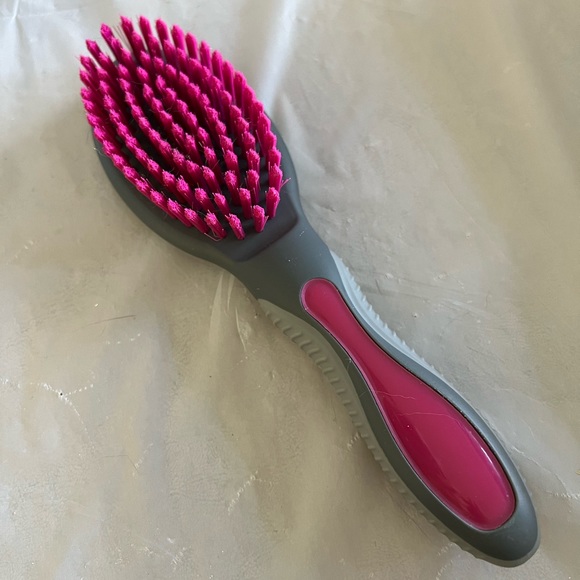 Cat / Kitten Hairbrush - Picture 1 of 4